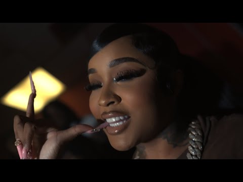Gdae Ft. Stunna Girl – Money & Power (Official Music Video)